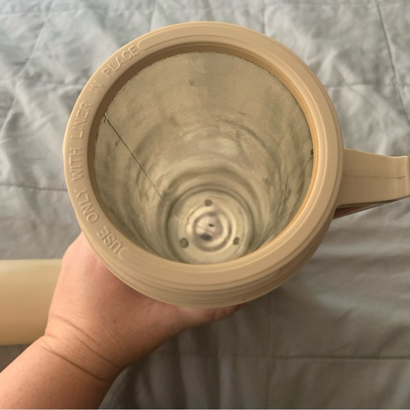 Vintage 1970s Thermos Orange Food Storage Container with Handle - Picture 5 of 9